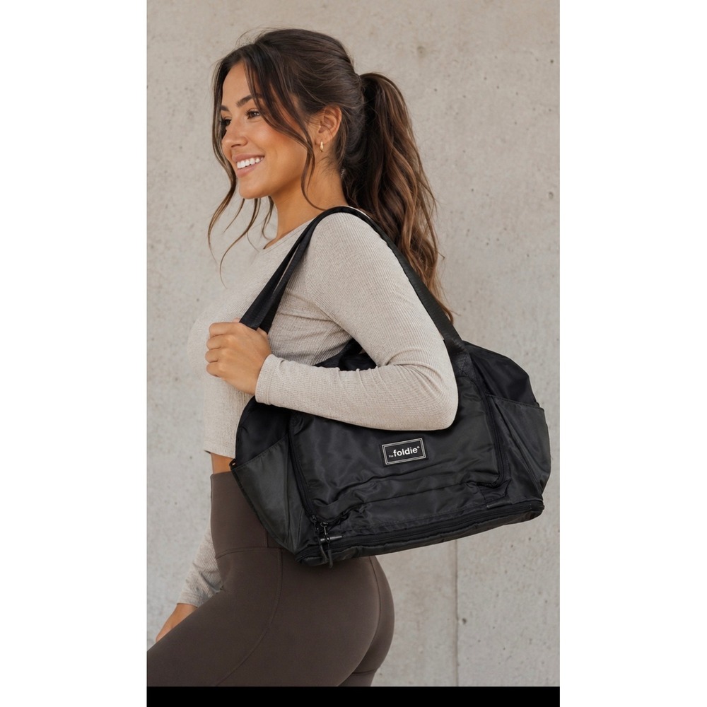 The Foldie Foldable Travel Bag  gray Expandable Duffel Gym Weekender Tote Bag